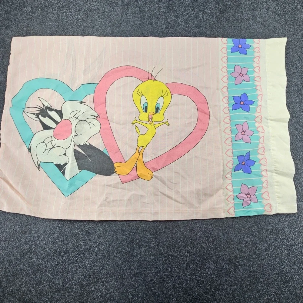 Vintage BIBB Tweety Sylvester Bugs Bunny‎ 1996 Warner Bros Pillowcases (2)